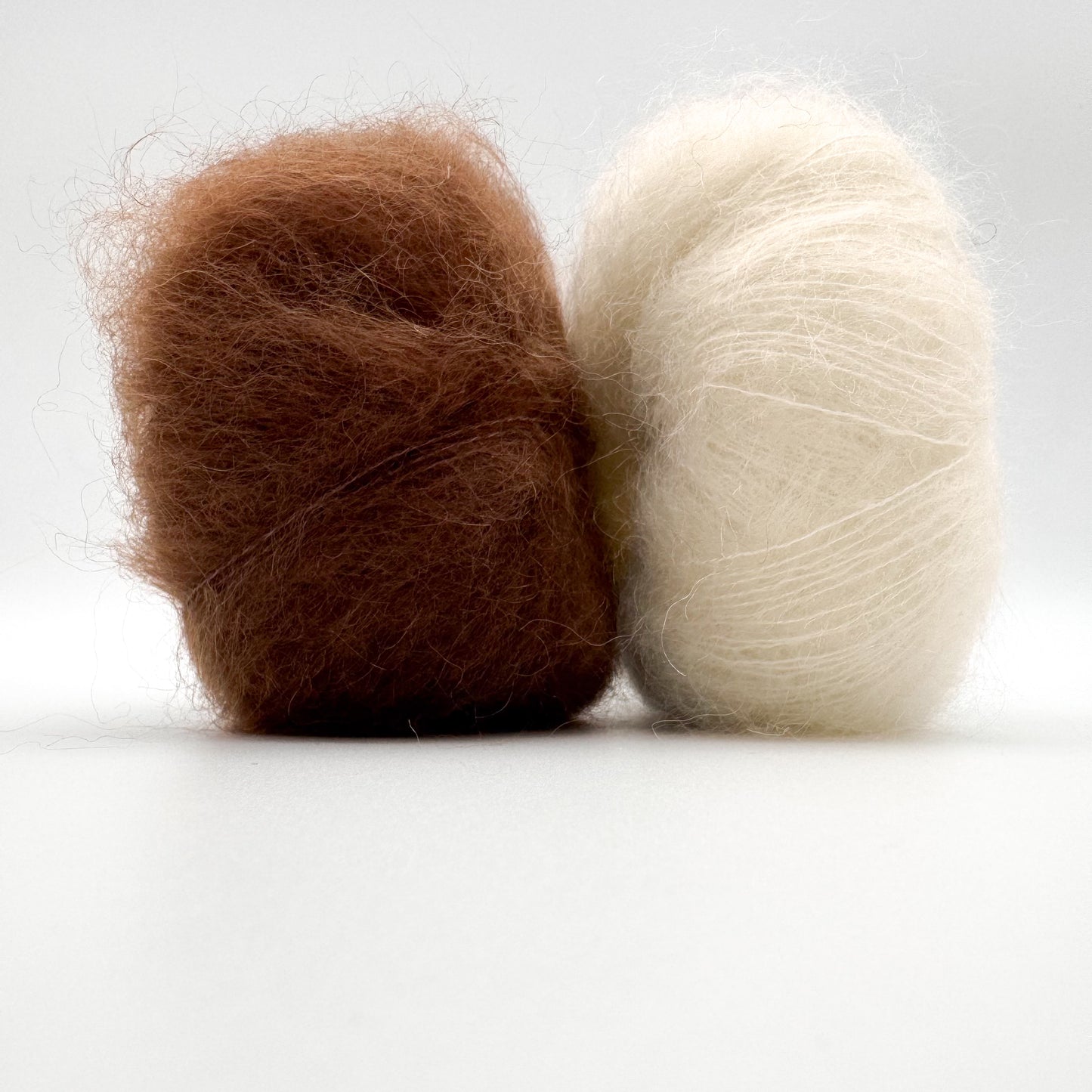 Mohair Sport Garn in der Farbe Nussbraun – Superkid-Mohair und Seide von A Knitters World