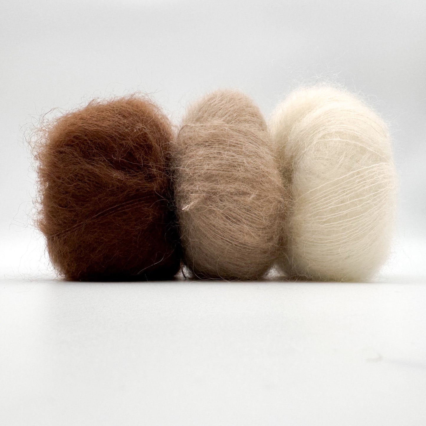 Mohair Sport Garn in der Farbe Nussbraun – Superkid-Mohair und Seide von A Knitters World
