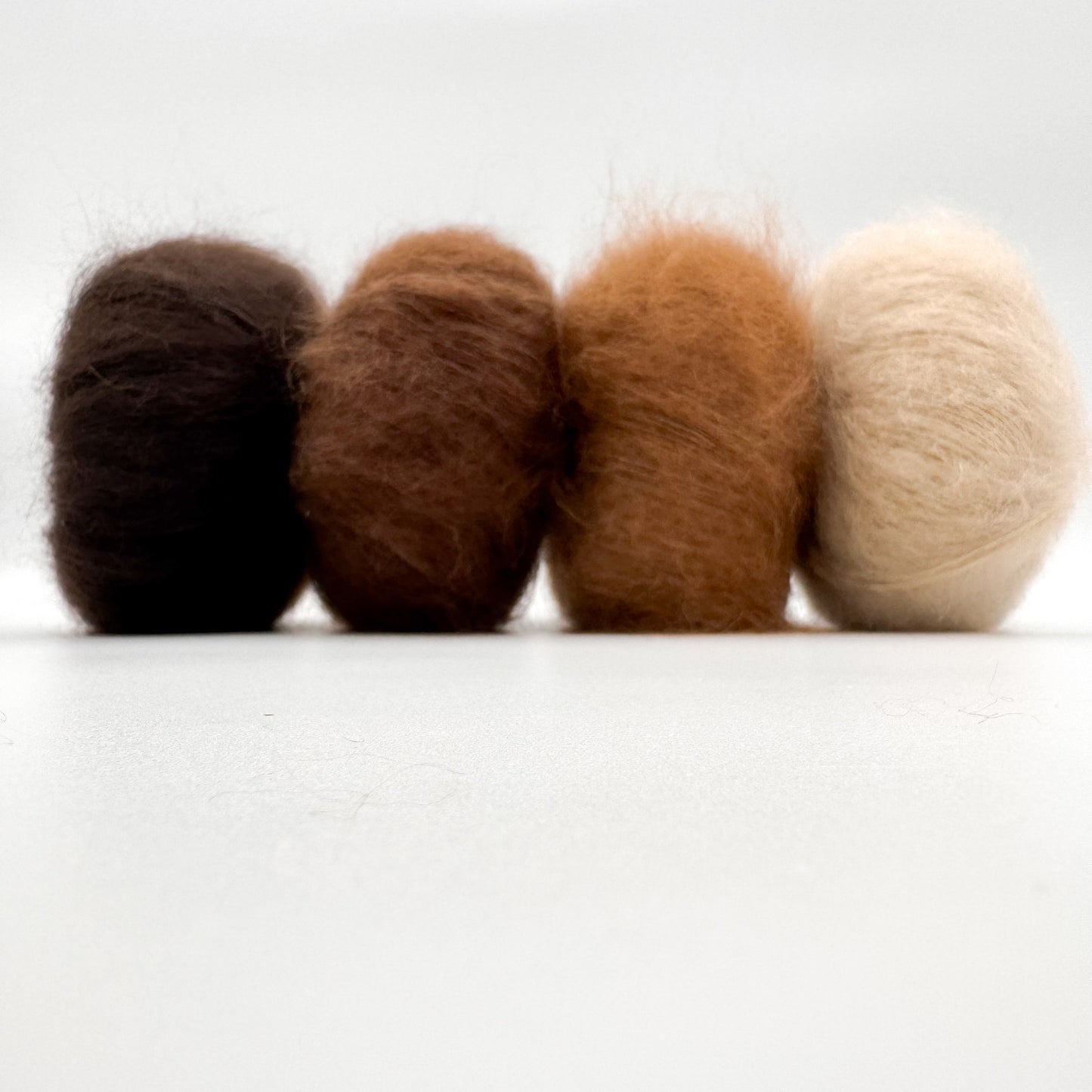 Mohair Sport Garn in der Farbe Karamell – Superkid-Mohair und Seide von A Knitters World
