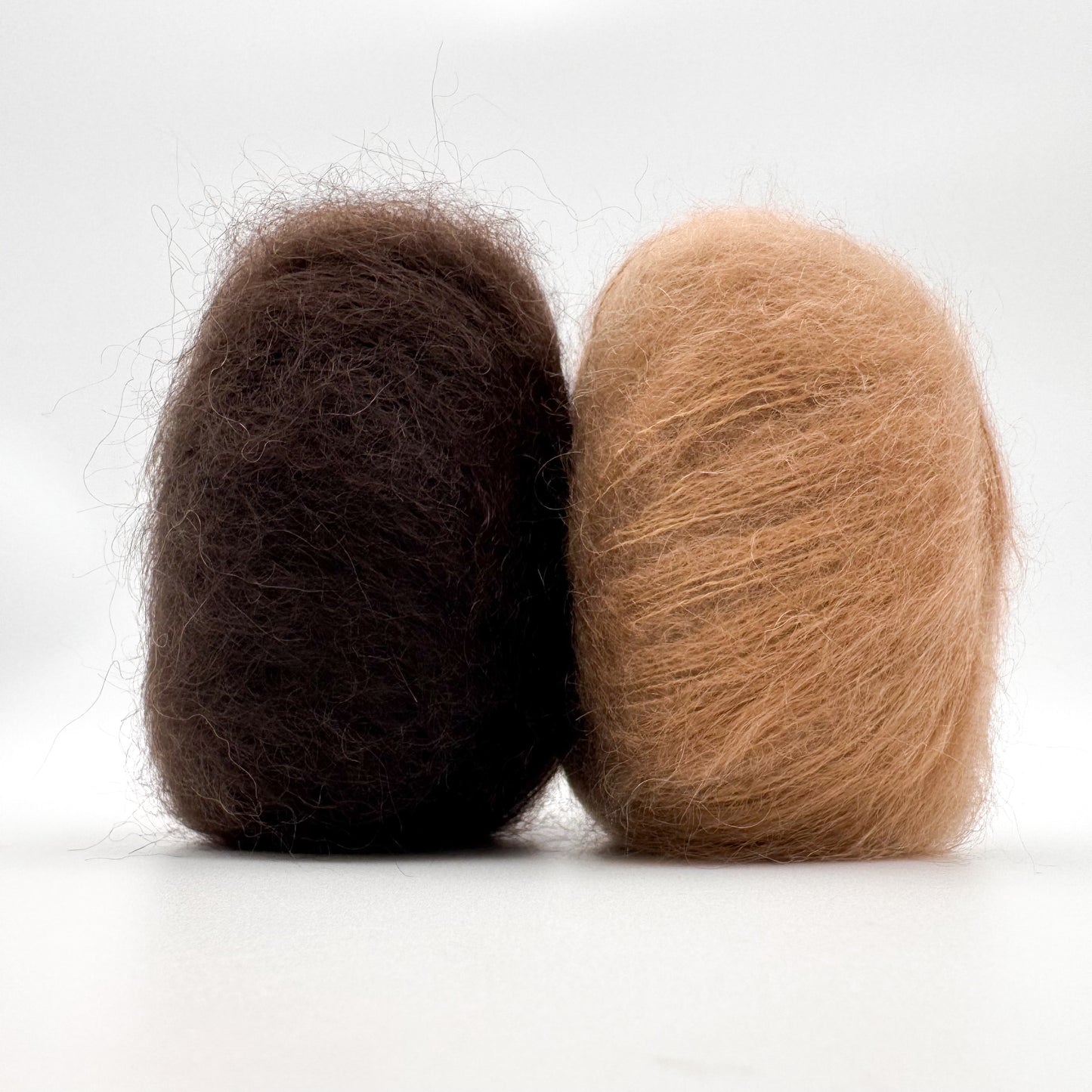 Mohair Sport garn i farven Camel – Superkid Mohair og silke fra A Knitters World