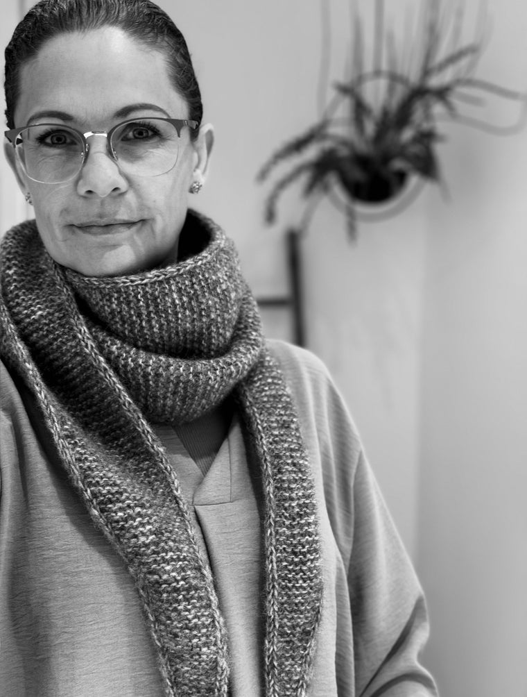 Bettina – A Knitters World