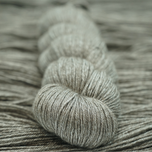 Mørk yak - Ufarvet - A Knitters World